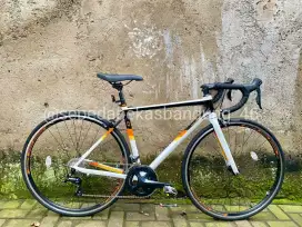 Roadbike/Sepeda Balap Polygon Strattos S3