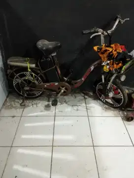 Sepeda listrik merk mrs jakys
