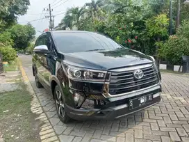 Toyota Innova Venturer 2.4 Diesel Automatic/At 2022 Istimewa