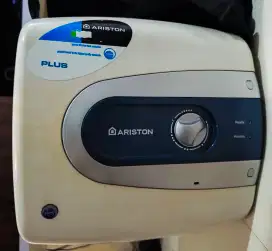 Water heater pemanas air Ariston 15 Liter low watt