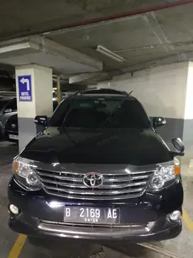 Toyota Fortuner 2011 Bensin