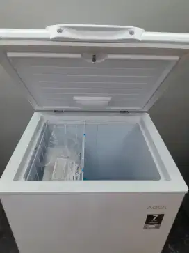Dijual freezer aqua bisa kredit cukup dengan KTP