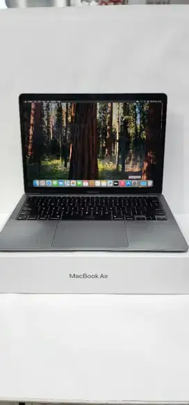 Macbook Air m1 13inch 8/256 Space grey