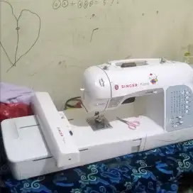 Mesin bordir singer Futura XL 400