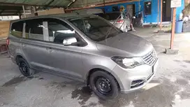 WULING CONFERO 2024