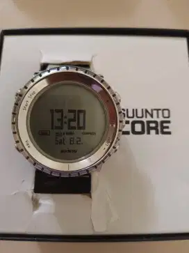 Jam tangan pria suunto