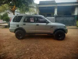 Jual  mobil Daihatsu Taruna 2003 FL long