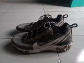 Jual sepatu untuk Gym/running