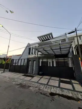 Dijual Rumah Modern Minimalis Kertajaya Indah 2 Lantai Furnish
