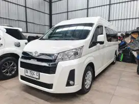 Hiace Premio 2023 km rendah tangan pertama