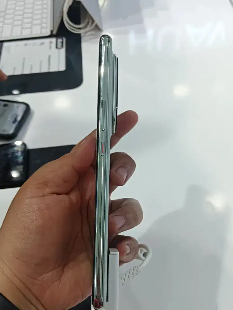 HUAWEI NOVA 13 PRO BISA CICILAN MODAL KTP AJA CICILAN HINGGA 12 BULAN
