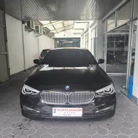 BMW 520i  G 30 LUXURY A/T 2018
