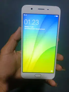Oppo f1s 3/32 4G minus kamera