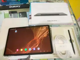 Samsung tab S8 5g like new