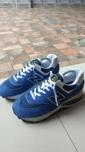 NB 574 X Stone Island