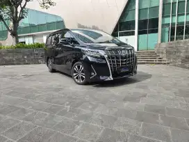 LOW KM Toyota Alphard G ATPM 2018