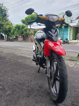 Suzuki satria hiu lscm 2004