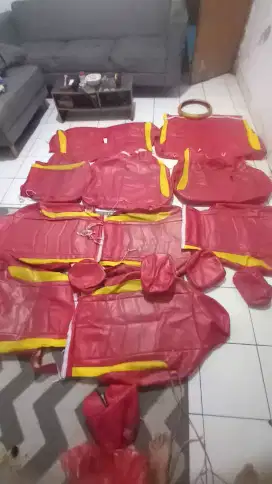 Sarung Jok Sigra R