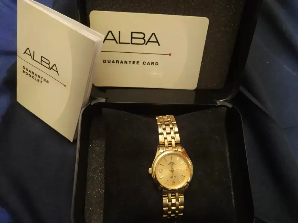 Jam tangan wanita ELEGAN