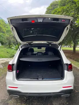 Mercedes-Benz GLC200 2022 Bensin