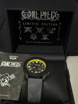 Seiko 5 Sports X One Piece - Sanji Limited Edition (SRPH69K1)