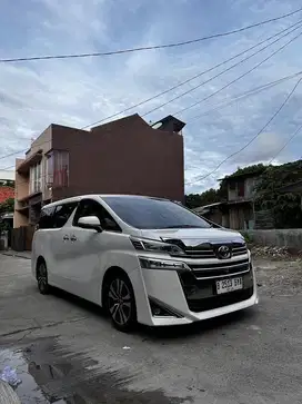 Dijual Toyota Vellfire Tahun 2018