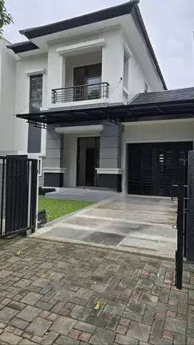 Dijual Rumah di Delatinos BSD, Sedang Dirapihkan, Jalan Boulevard