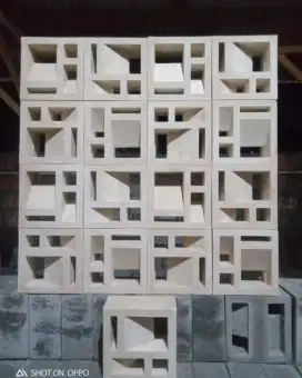 LOSTER BETON MINIMALIS