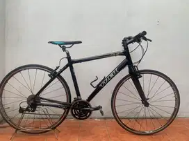 Sepeda Trek FX 7.5