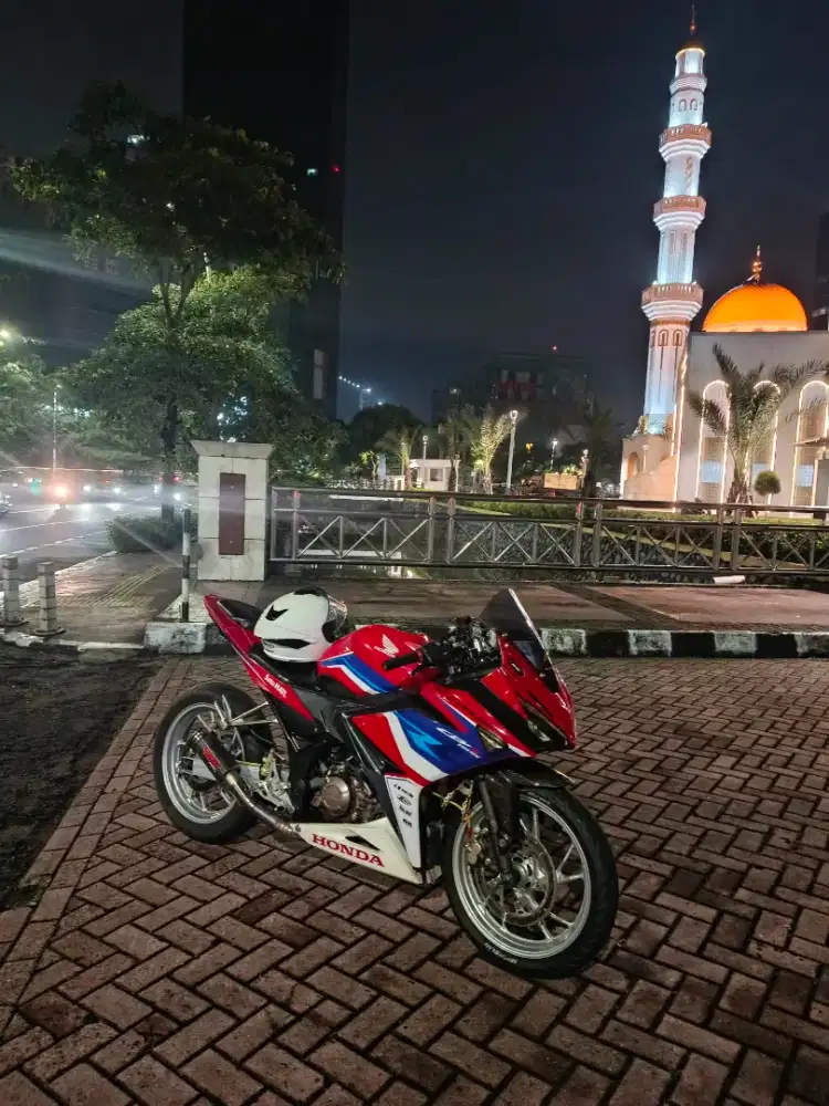 Honda cbr 150 jual