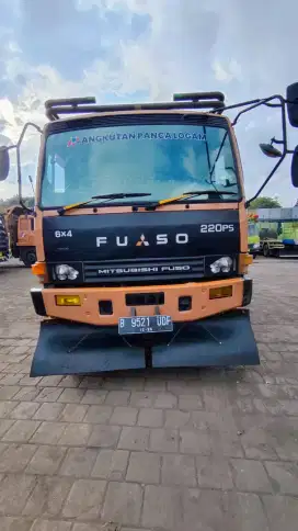 MITSUBISHI FUSO