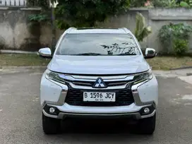 Pajero Dakar 4x4 AT 2019 Putih Mutiara