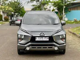 Xpander Sport AT 2017 Abu