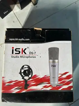 Jual murah, mic untuk nyanyi karaoke ataupun untuk rekaman lagu