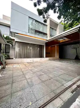Rumah mewah + Private Pool Akses Bagus Dekat Ecopark