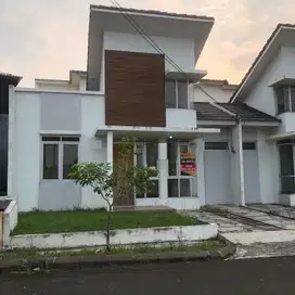 Rumah Luas harga Murah di citra maja