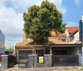 Disewakan Rumah Siap Huni Di Kerawang Lokasi STRATEGIS - KOMERSIAL