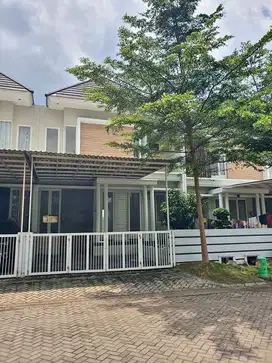Rumah Minimalis di Perumahan Wisata Semanggi Wonorejo Rungkut Surabaya