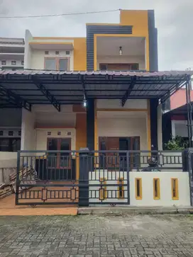 Rumah siap huni cantik 2 lantai dalam komplek sekuriti 24 jam marelan