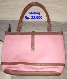 Totebag ukuran sedang