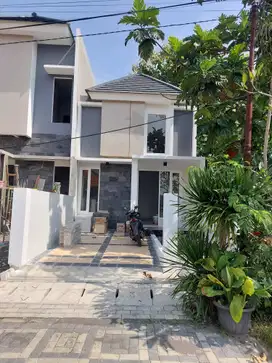 Rumah Baru Perum Griya Kebraon Surabaya