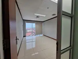 Disewakan kantor Luas 125 sqm Partisi Blok M Jakarta Selatan