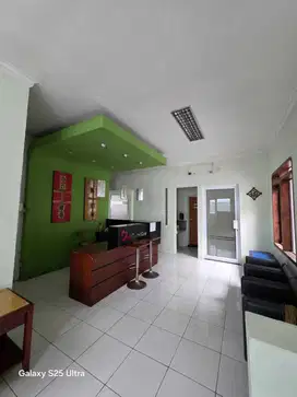 Dijual Rumah Stratgis Di Pulomas Pinggir Jalan Raya Bisa Untuk Usaha