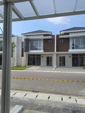 Dijual Rumah Cluster Spring Ville PIK 2 Lokasi Strategis Dekat Wisata