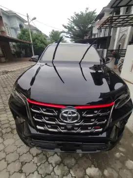 SALON MOBIL PANGGILAN