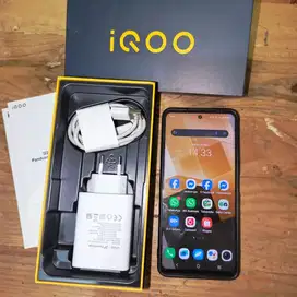 HP Gaming IQOO Z7x 5G Ram 8 GB / 128 GB Fullset