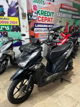 HONDA BEAT STREET 2022 SAS MOTOR JL. BARATAJAYA 19 NO 5