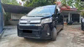 Dijual Cepat Hiace Premio Luxury 9 Seat 2022