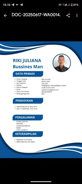 MENCARI LOWONGAN PEKERJAAN