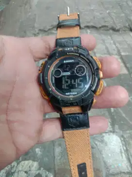 Jam tangan Eiger N828